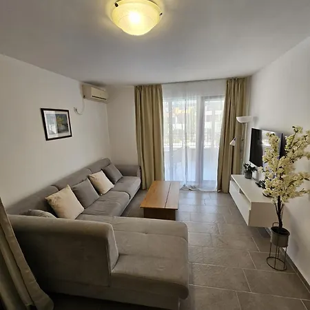 V Tichom Prostredi Marina Cape Apartment